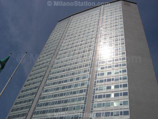 Pirelli Skyscraper in Milan (Piazza Duca d’Aosta)